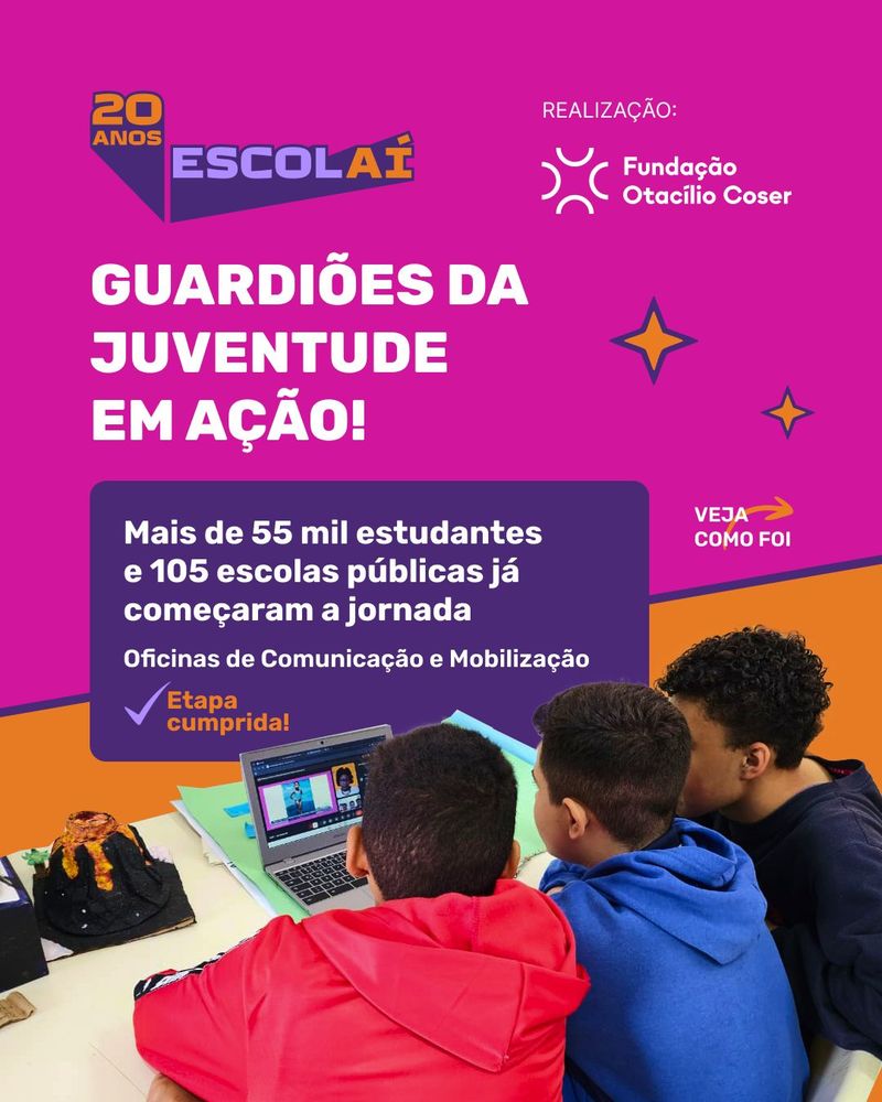 Post com estudantes do Programa Escolaí em ação
